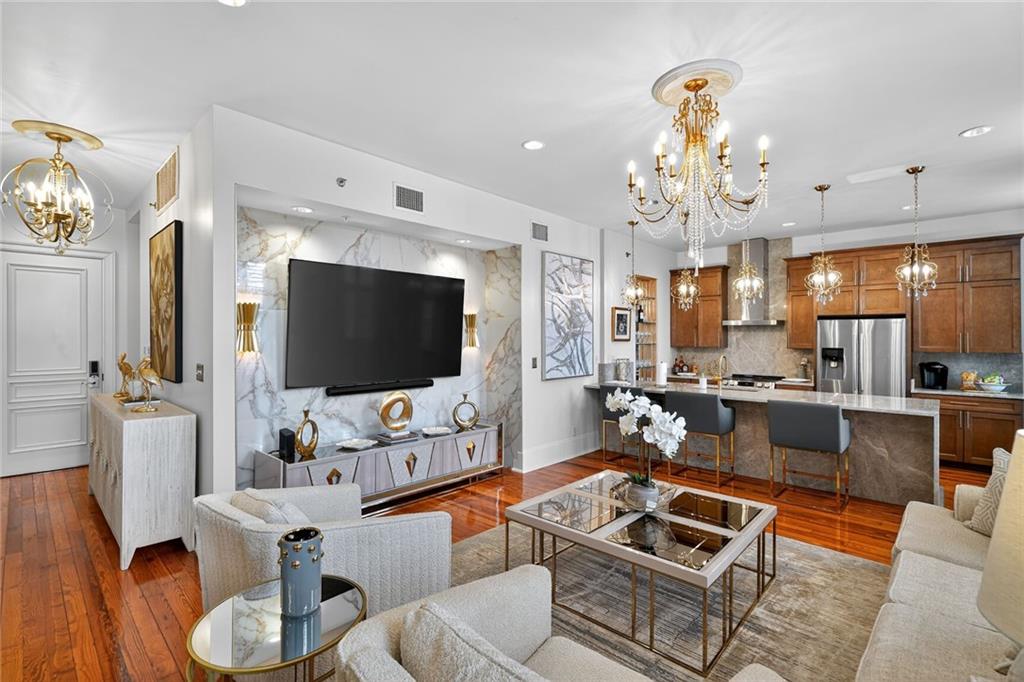 Homes for sale in New Orleans, LA | 224 Chartres St #4B, New Orleans, LA 70130 | MLS# 2543533