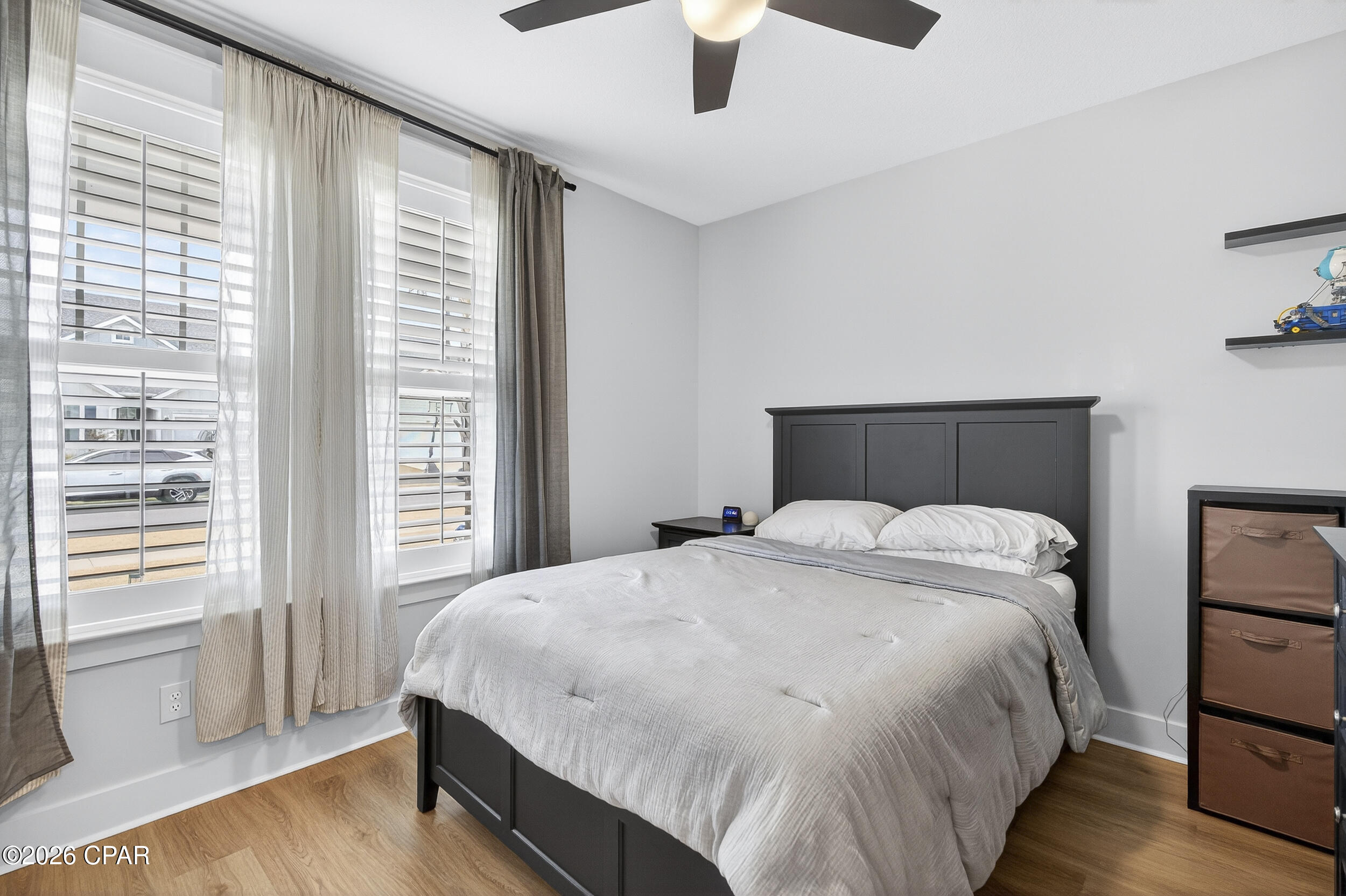 Listing photo id 10 for 886 Breakfast Point Boulevard