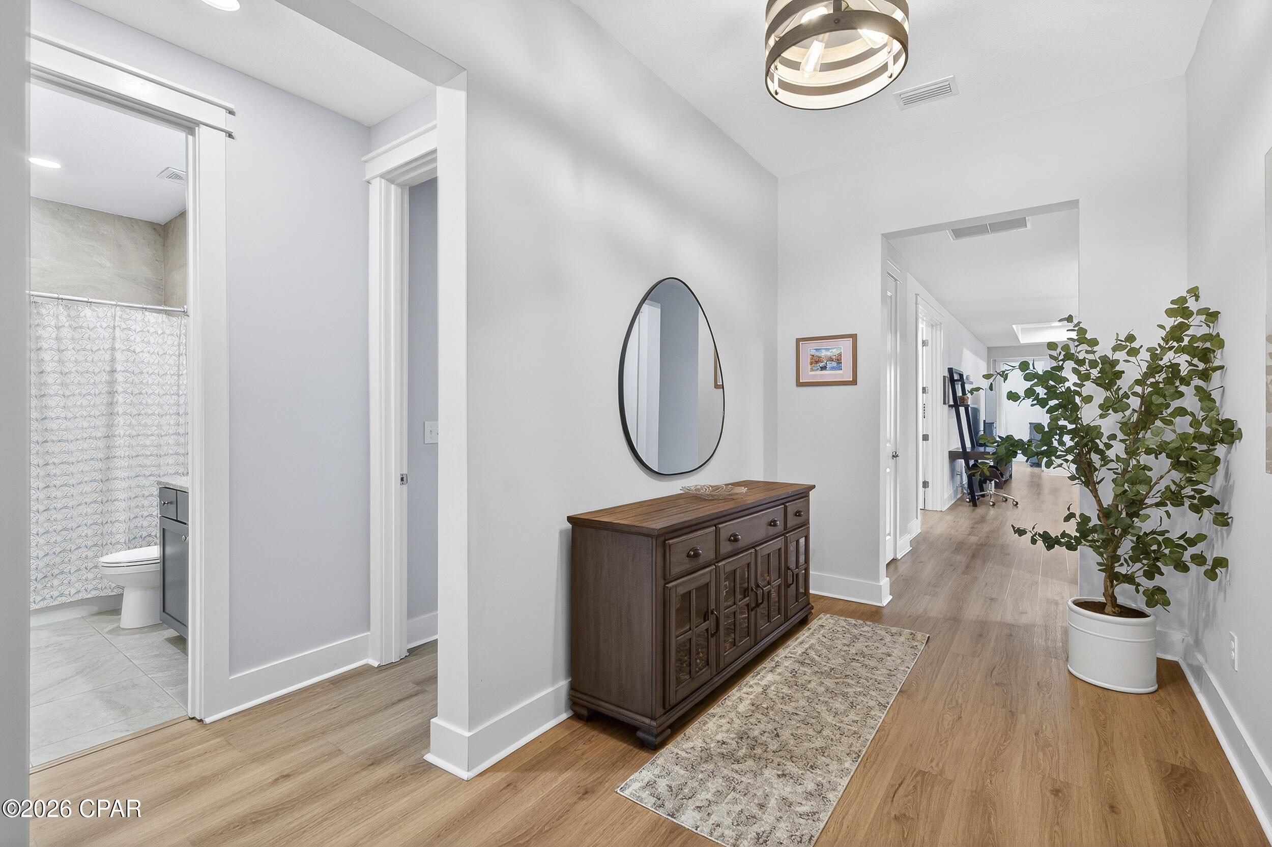 Listing photo id 17 for 886 Breakfast Point Boulevard