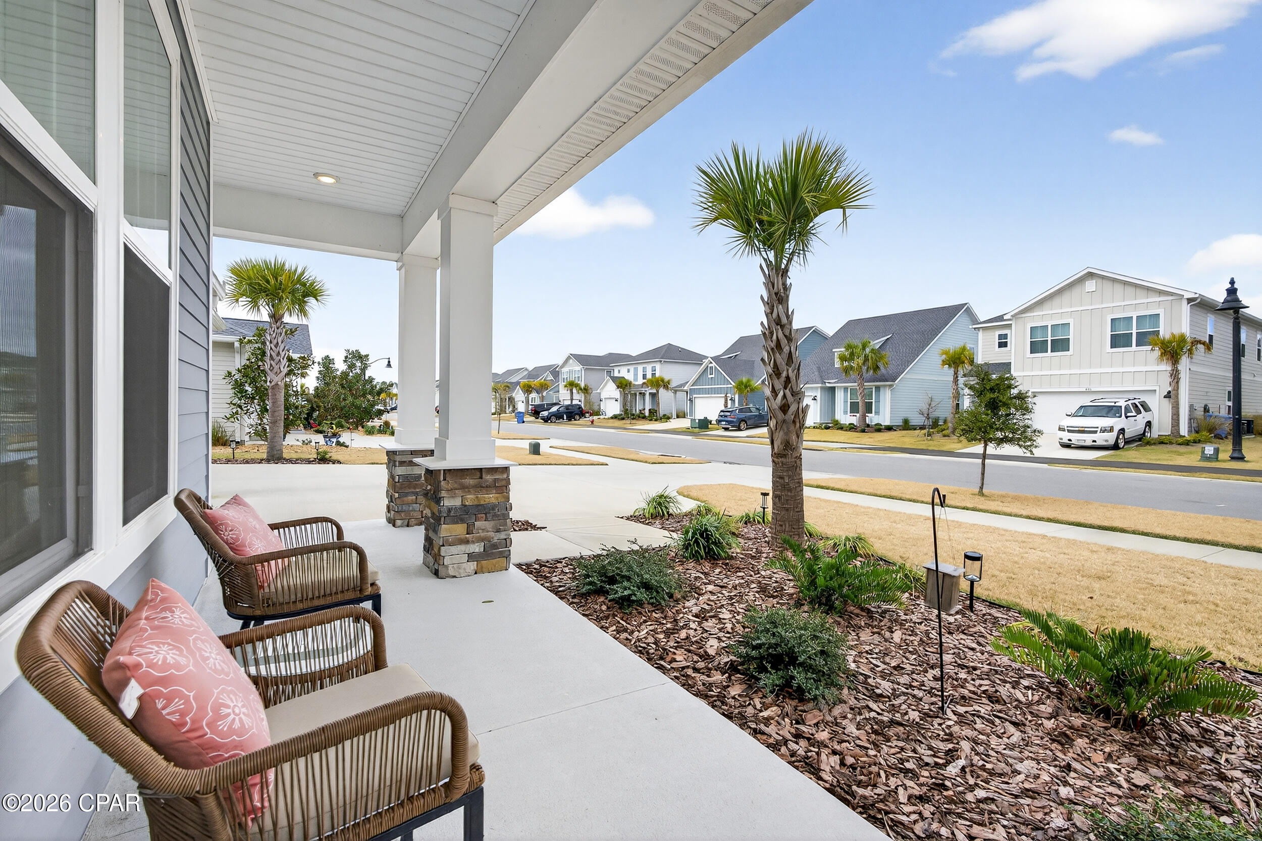 Listing photo id 50 for 886 Breakfast Point Boulevard