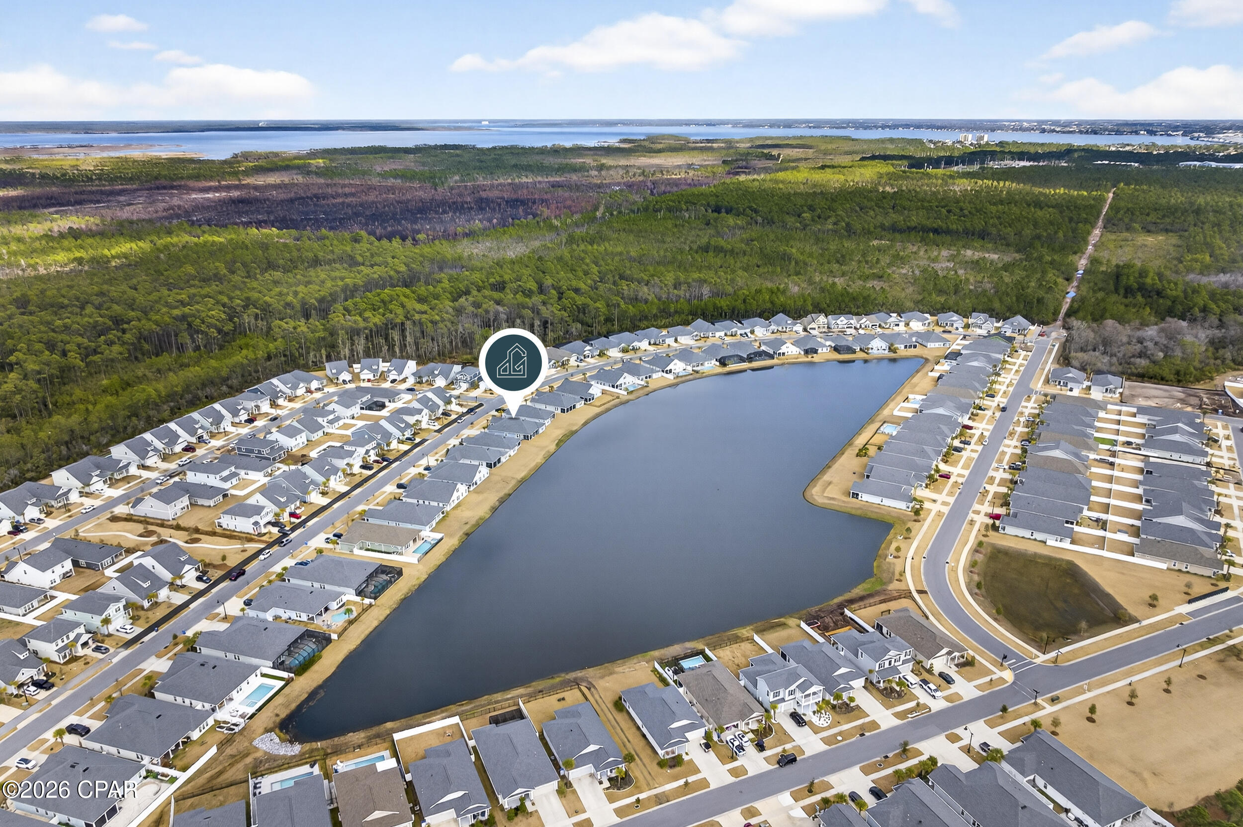 Listing photo id 9 for 886 Breakfast Point Boulevard