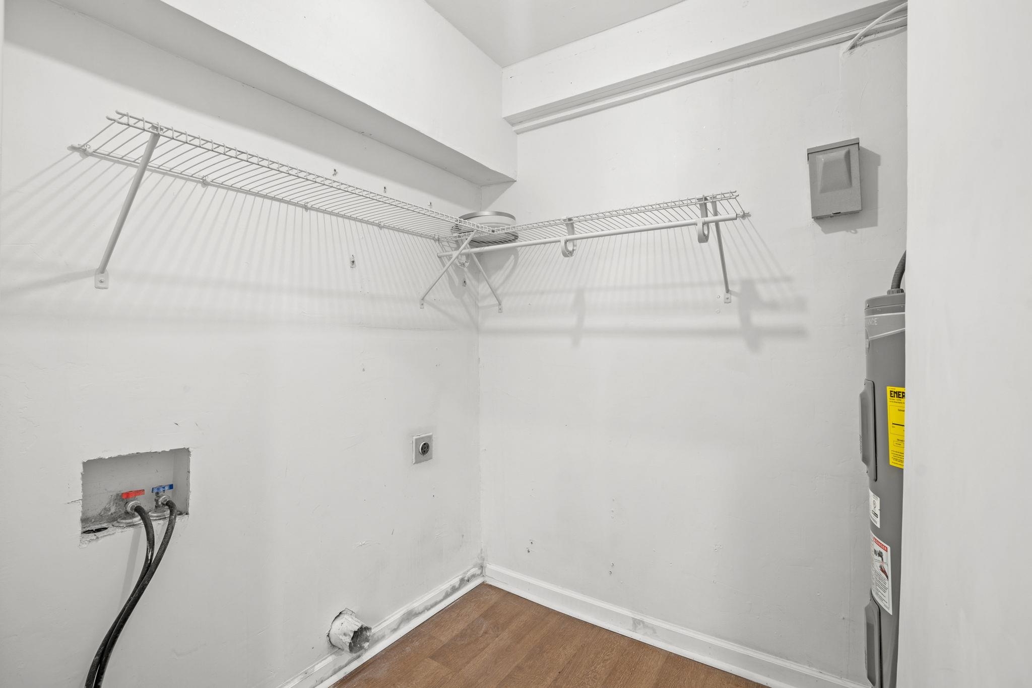 2604436 | Photo 28