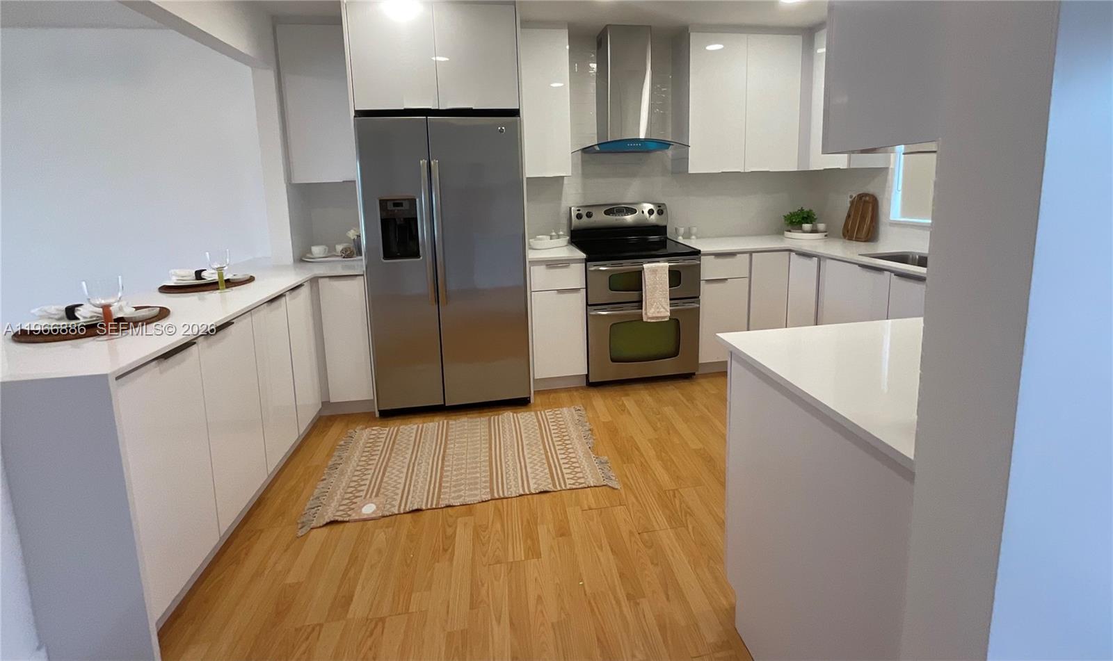 Sunrise Lakes 129 Condo