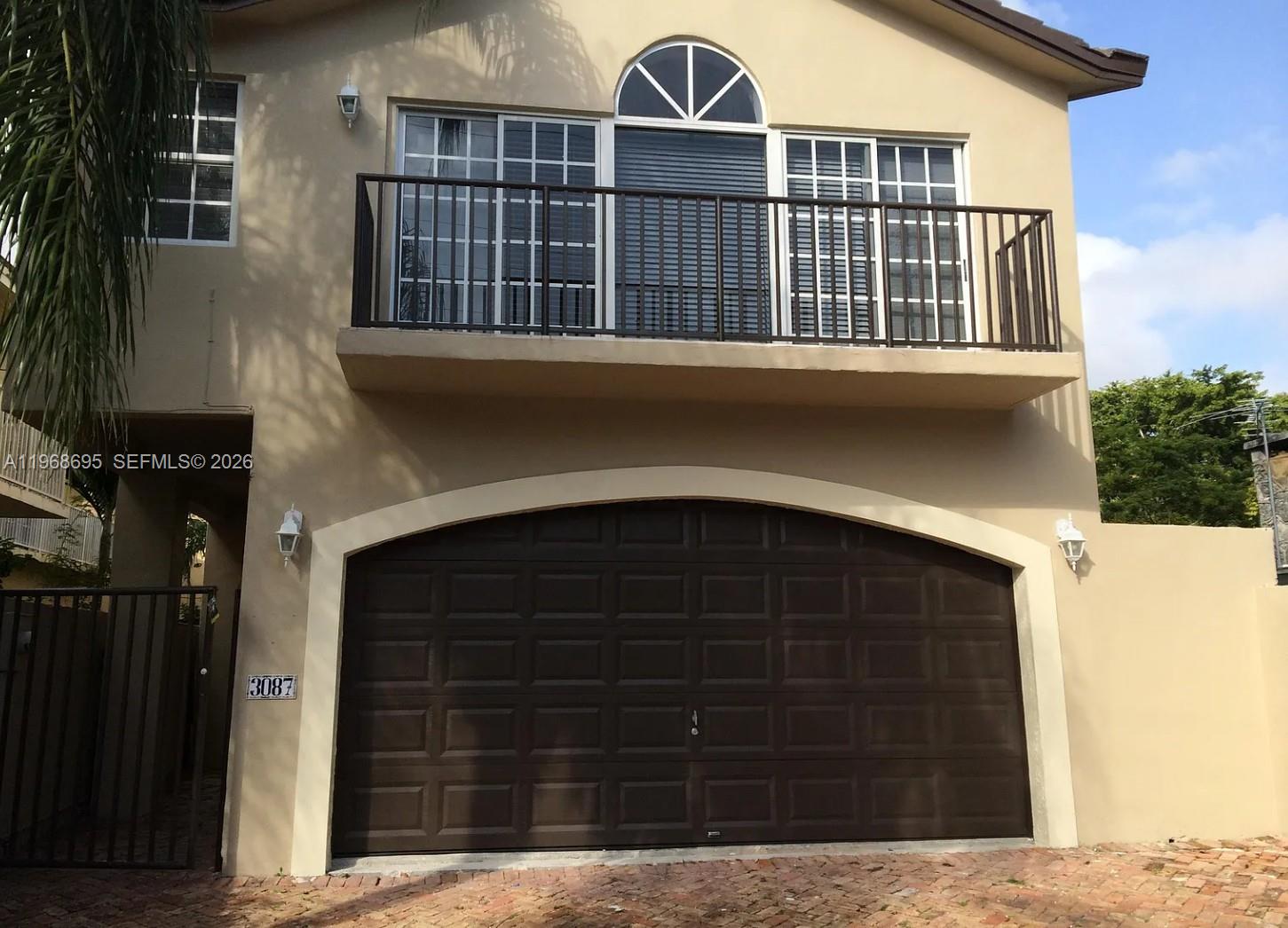 Shipping Matilda Condo