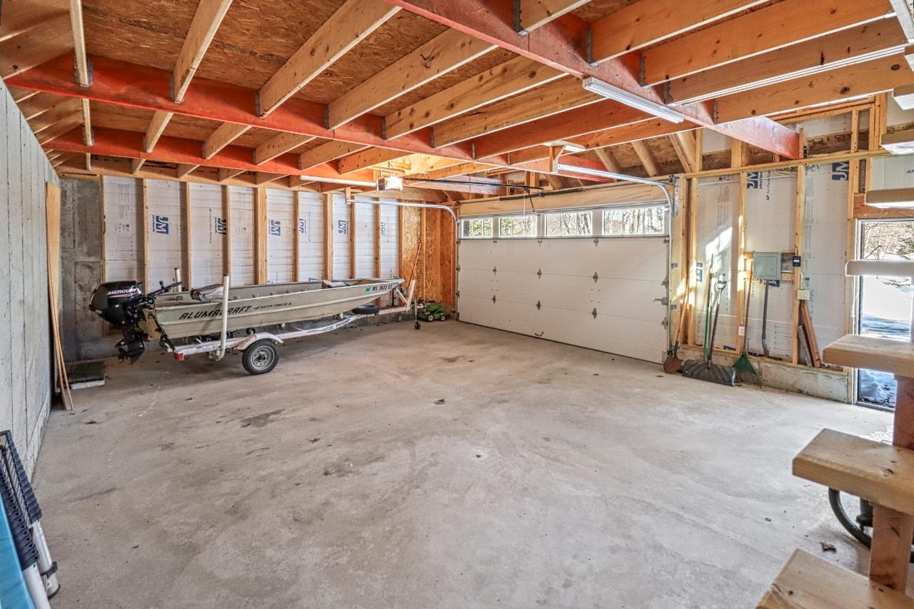 Spectacle Lake Property 3306 Retriever Ln Photo 19