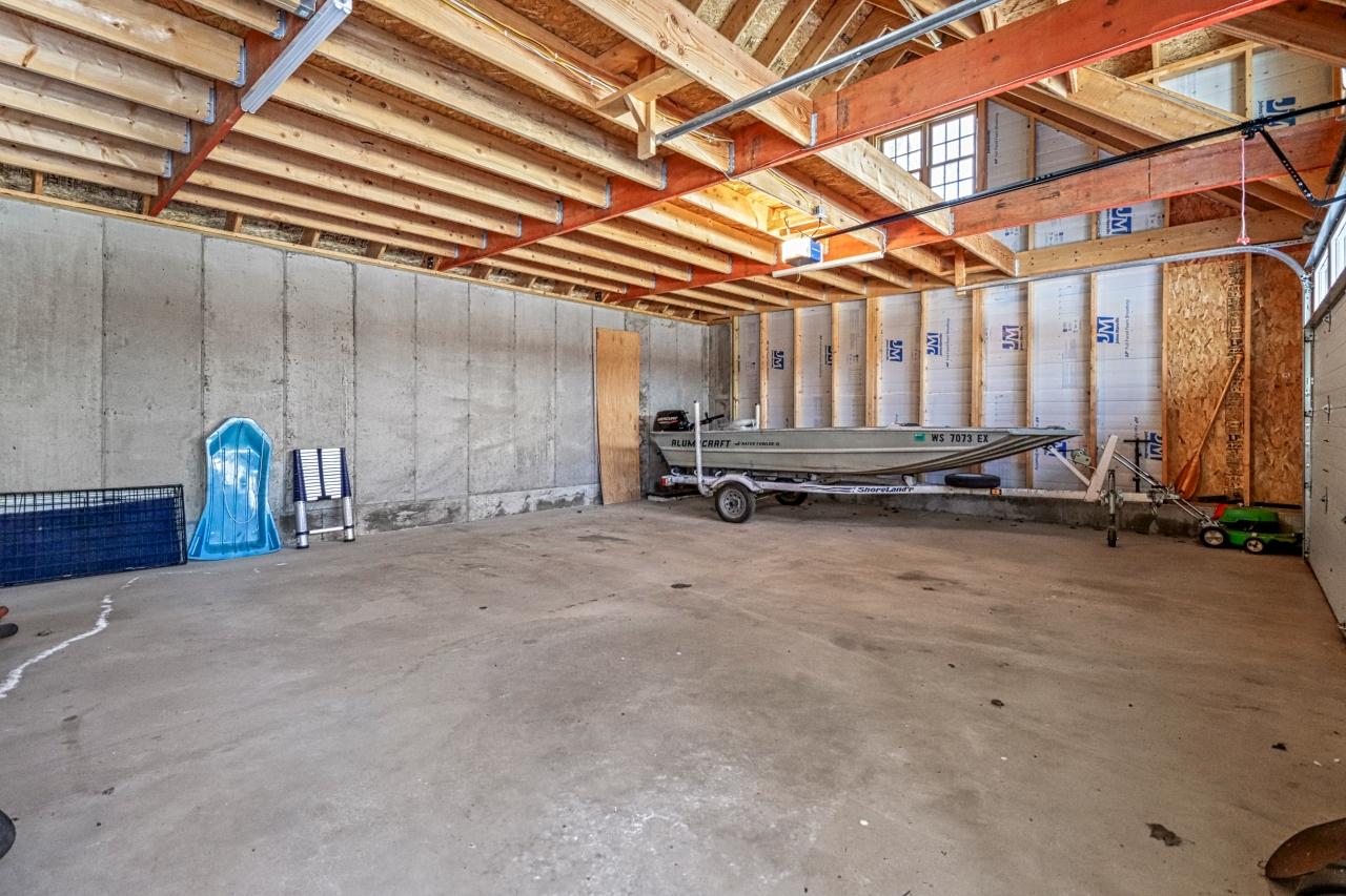 Spectacle Lake Property 3306 Retriever Ln Photo 20