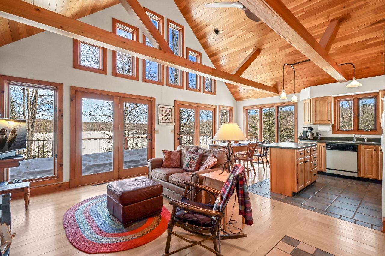 Spectacle Lake Property 3306 Retriever Ln Photo 8