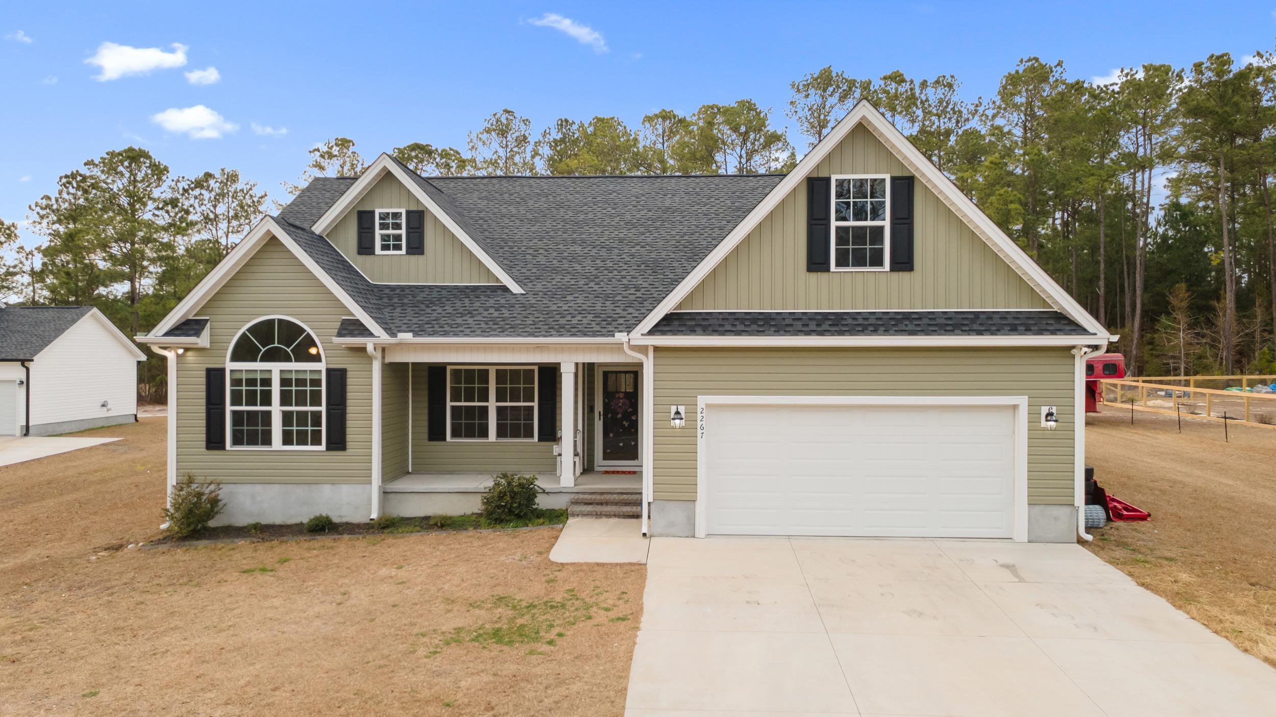 2267 Vaught Rd. Galivants Ferry, SC 29544