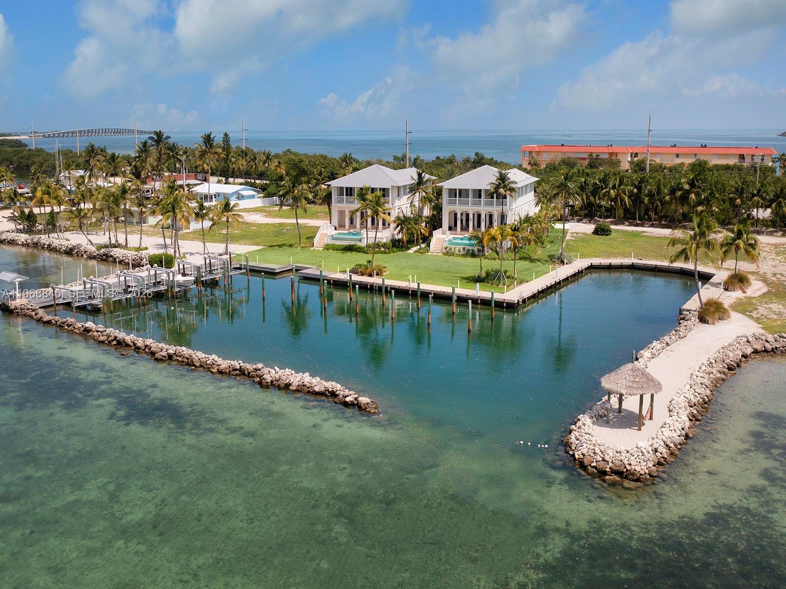 listing main picture