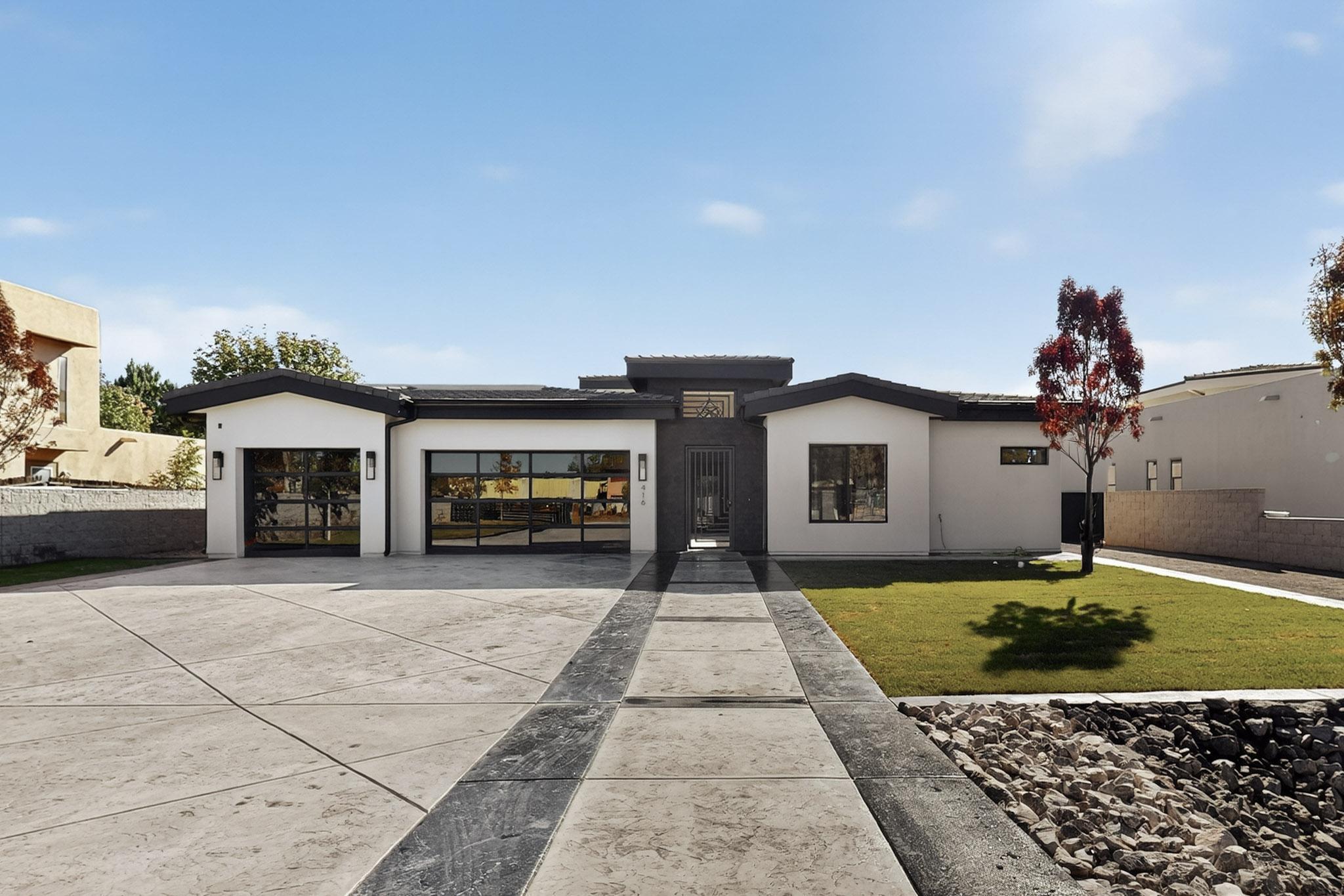 416 Bledsoe Road, Los Ranchos NM 87107