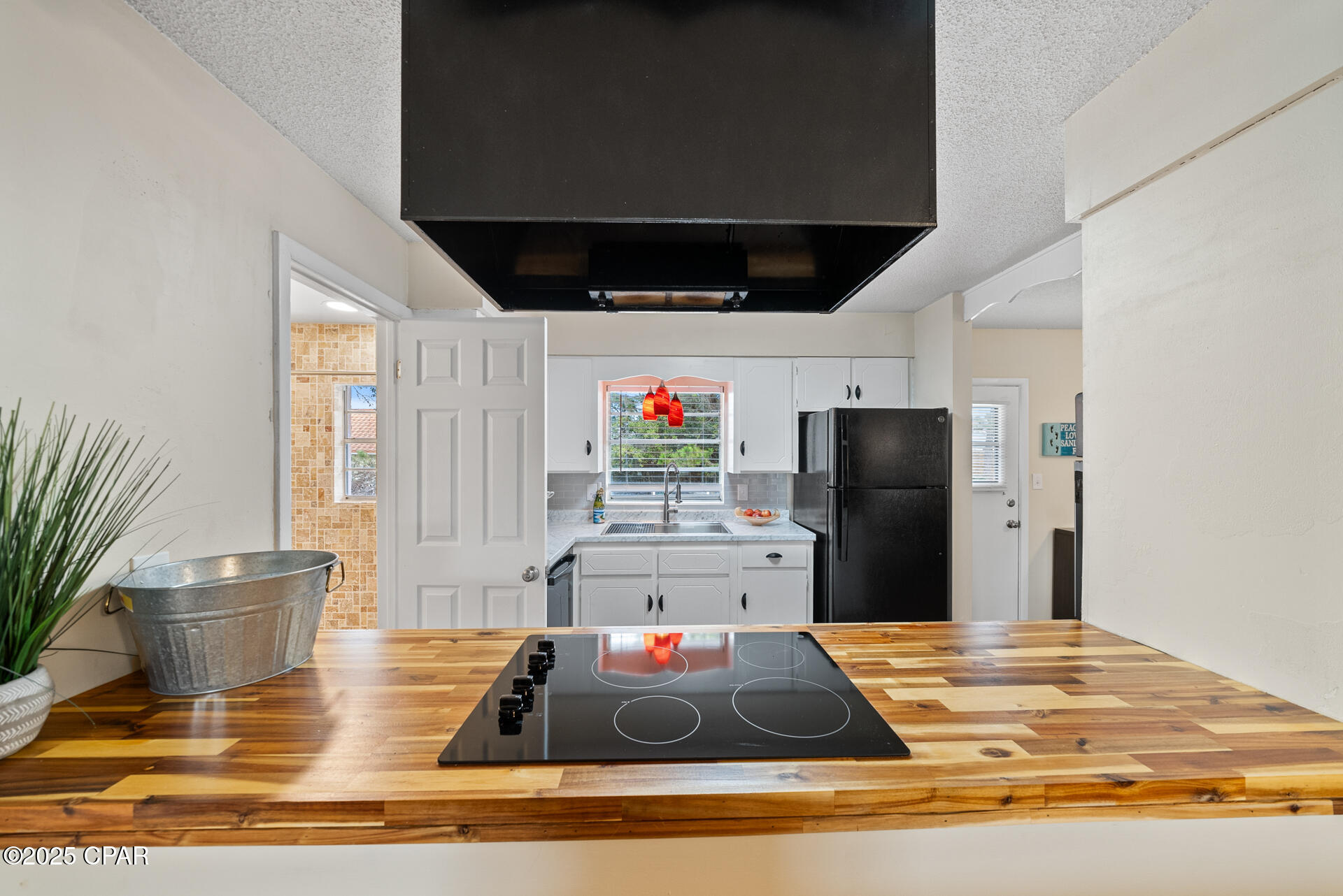 Image 12 For 180 Belaire Drive