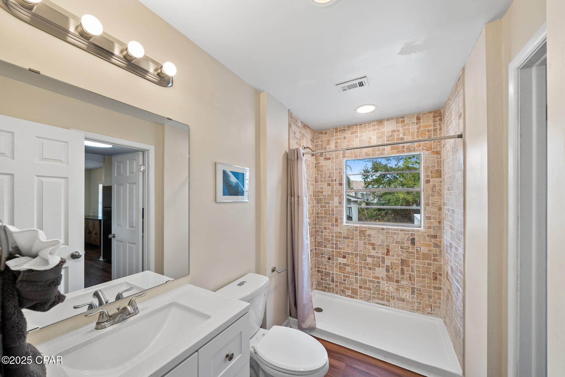 Image 14 For 180 Belaire Drive