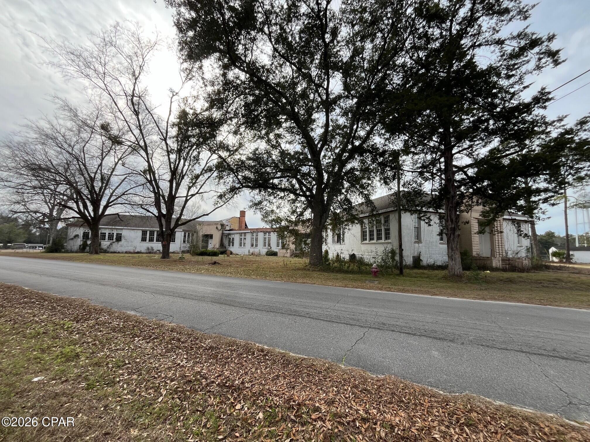 Homes for sale in Greenwood, FL | 4181 Apple White St, Greenwood, FL 32443 | MLS# 785534