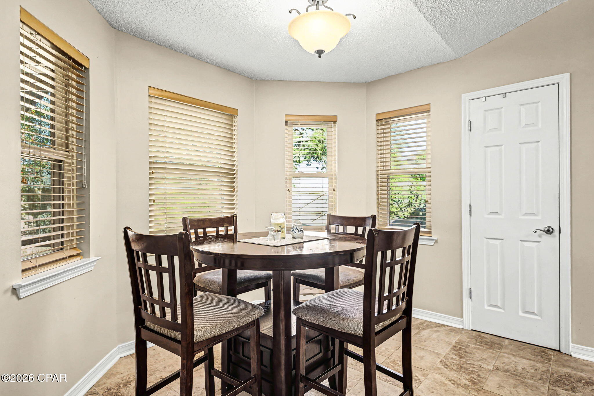 Image 13 For 1993 Biscayne Boulevard