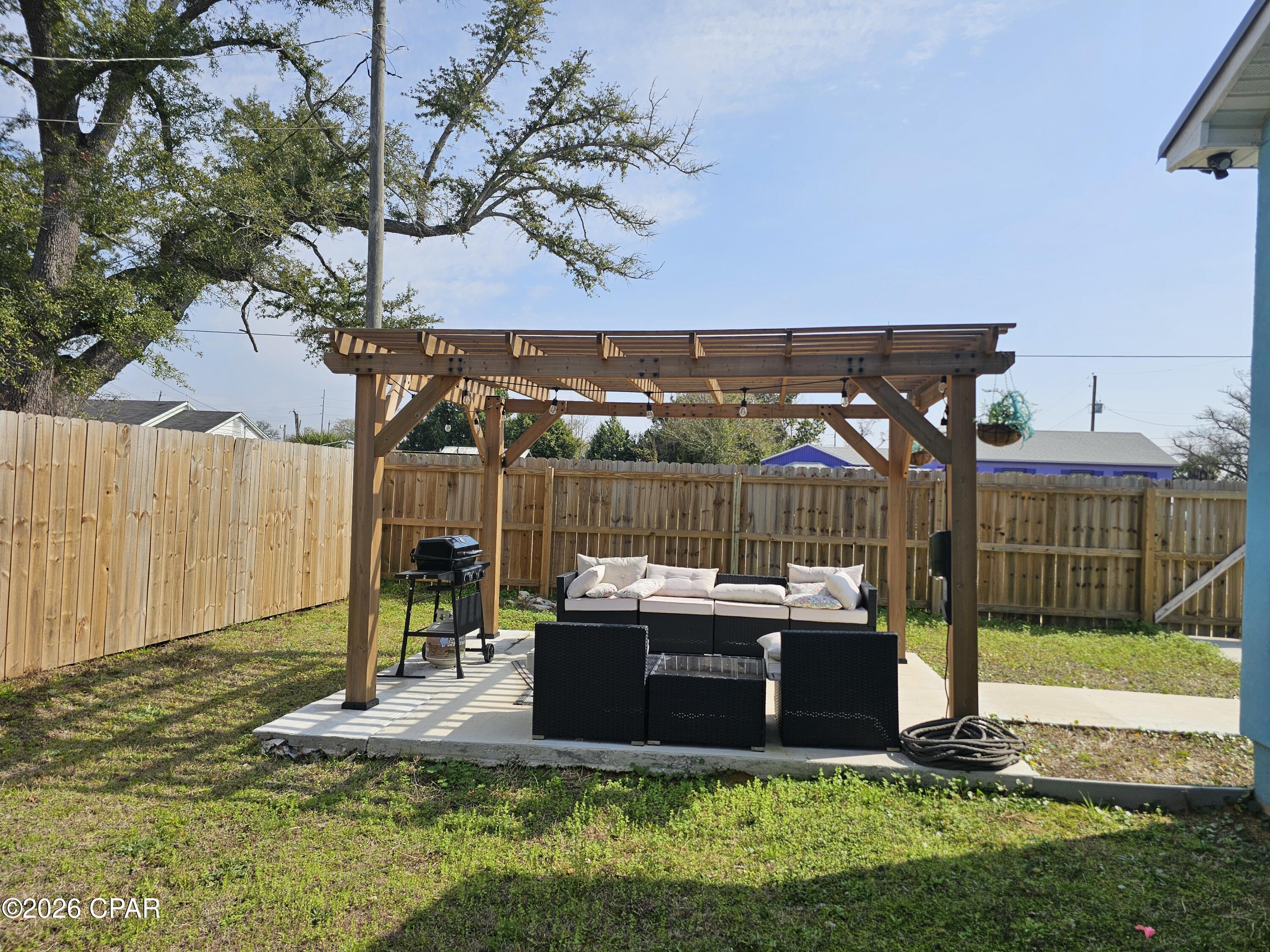 Details for 1409 6th Court, Panama City, FL 32401