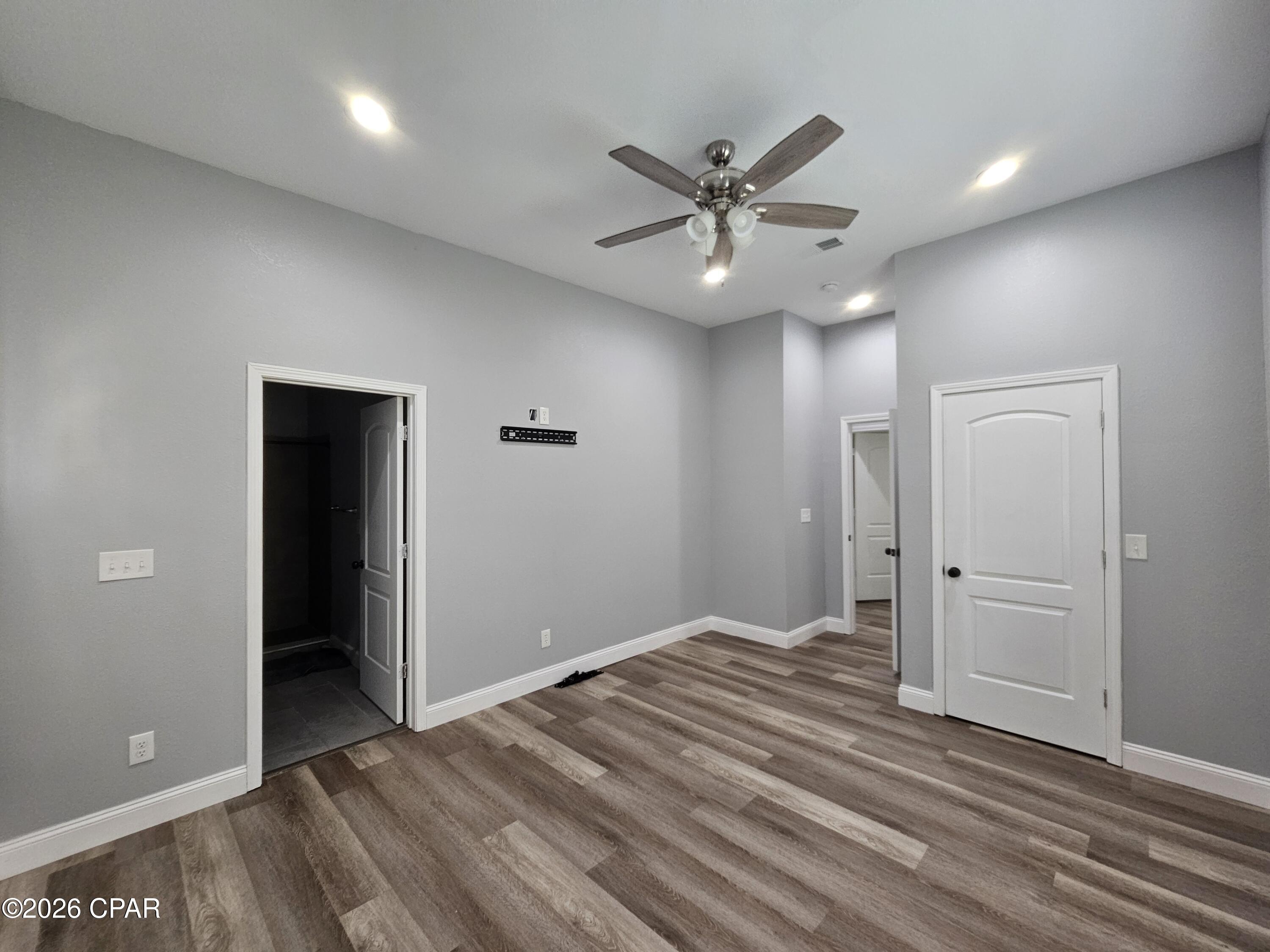 Image 20 For 1409 6th Court