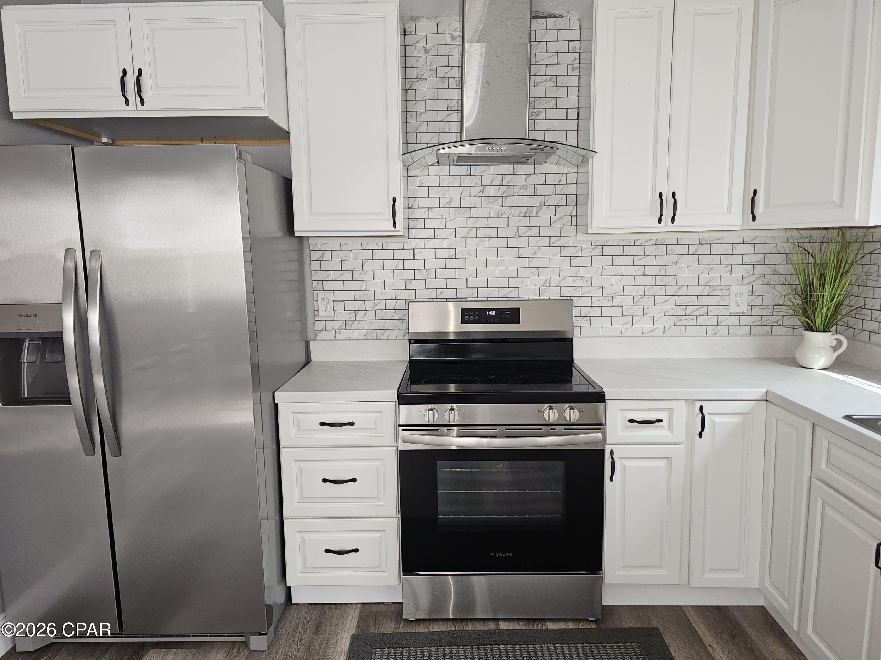 Image 4 For 1409 6th Court