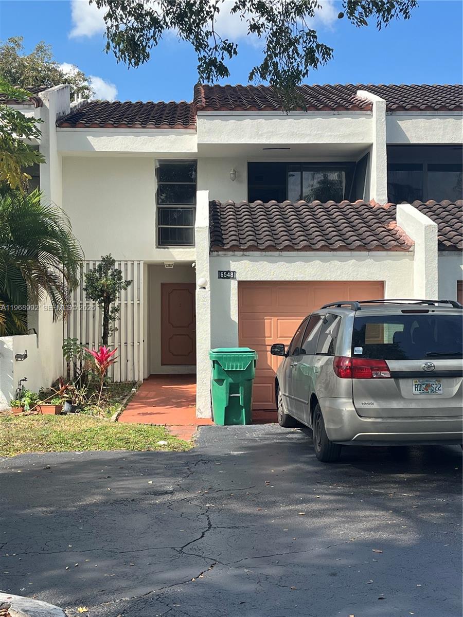 Courts Of Inverrary Phase