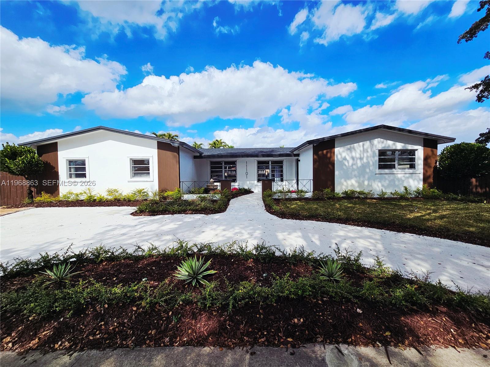 Pembroke Lakes Sec 2