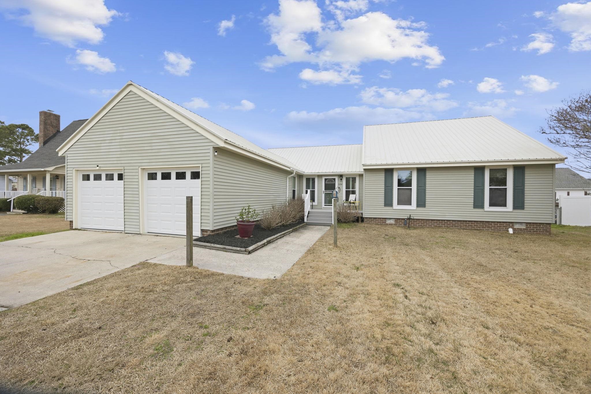 504 Plantation Dr. Myrtle Beach, SC 29575