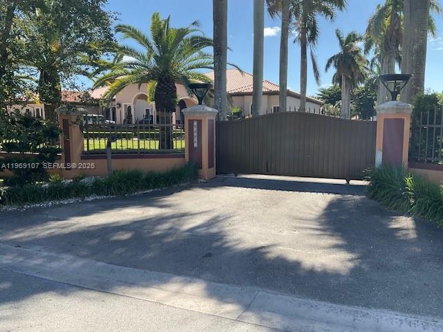 Property photo # 0