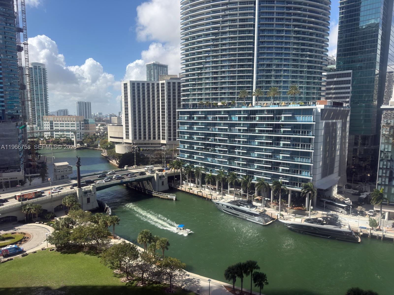 465 Brickell Ave. 1504