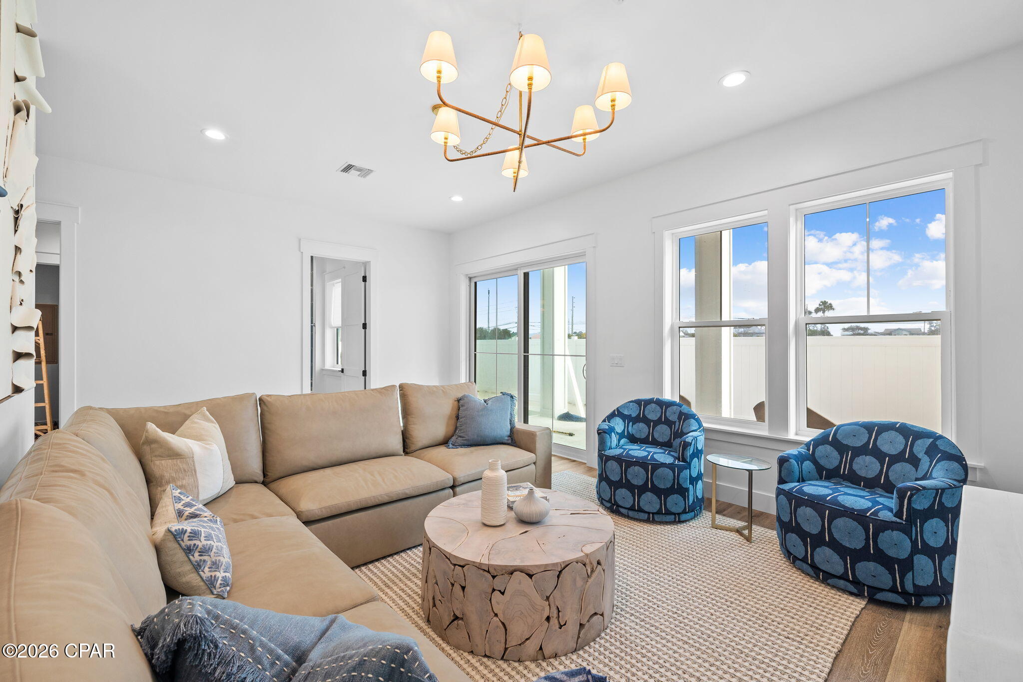 Image 11 For 5948 Gulf Drive