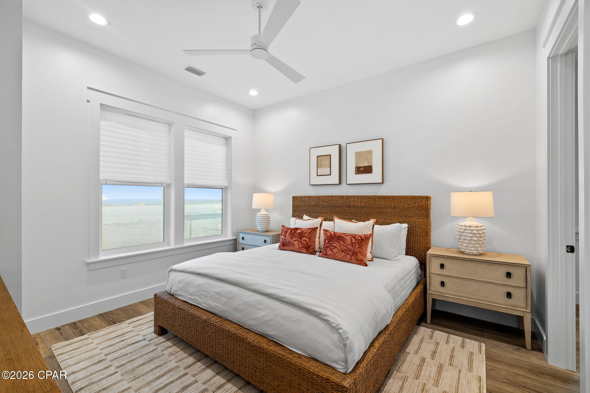 Image 4 For 5948 Gulf Drive