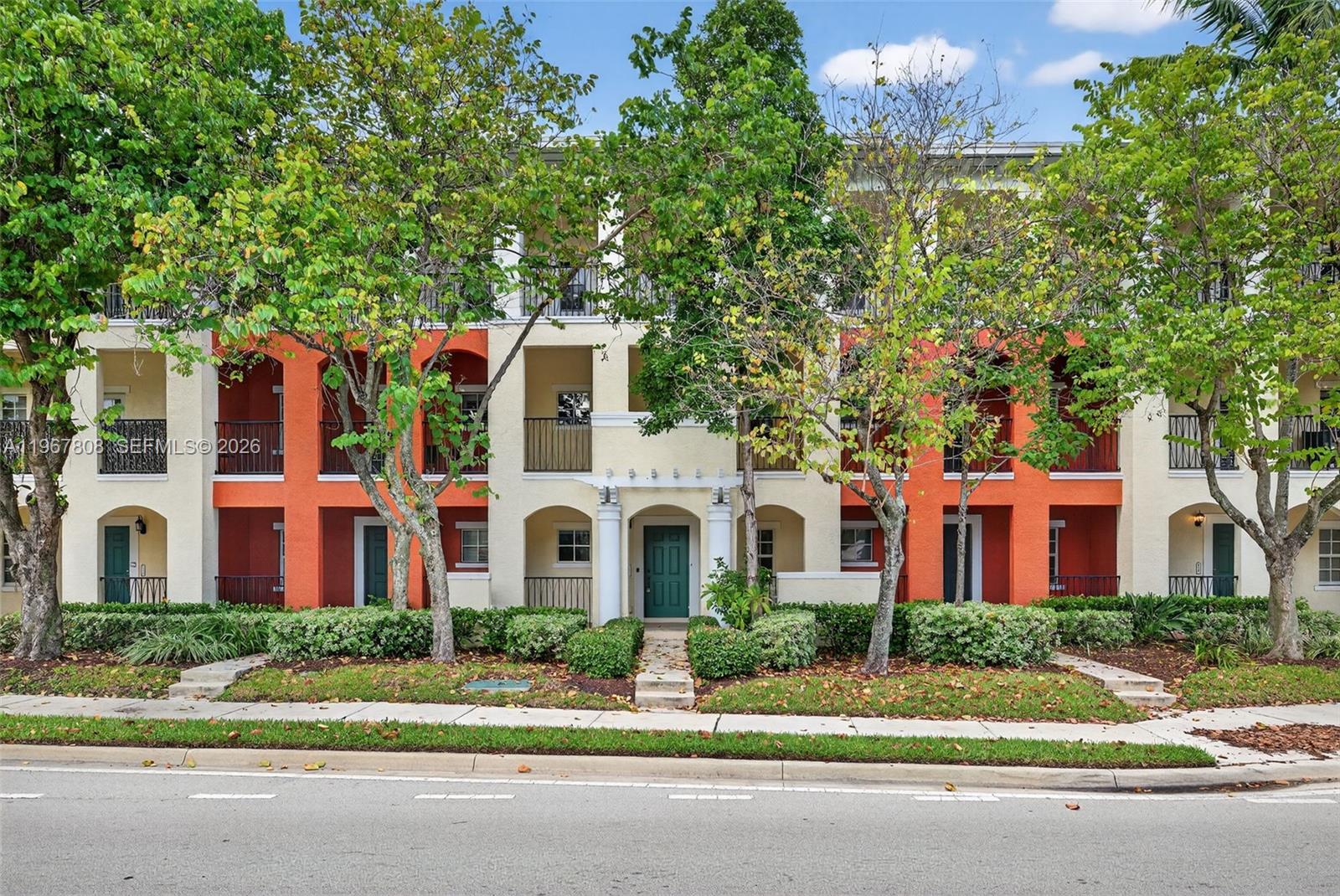 Homes for sale in Pompano Beach, FL | 704 Sw 1st Ave, Pompano Beach, FL 33060 | MLS# A11967808