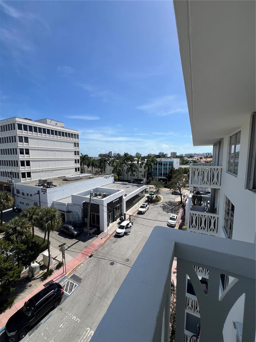 Homes for sale in Miami Beach, FL | 4142 N Jefferson Ave #6B, Miami Beach, FL 33140 | MLS# A11969378