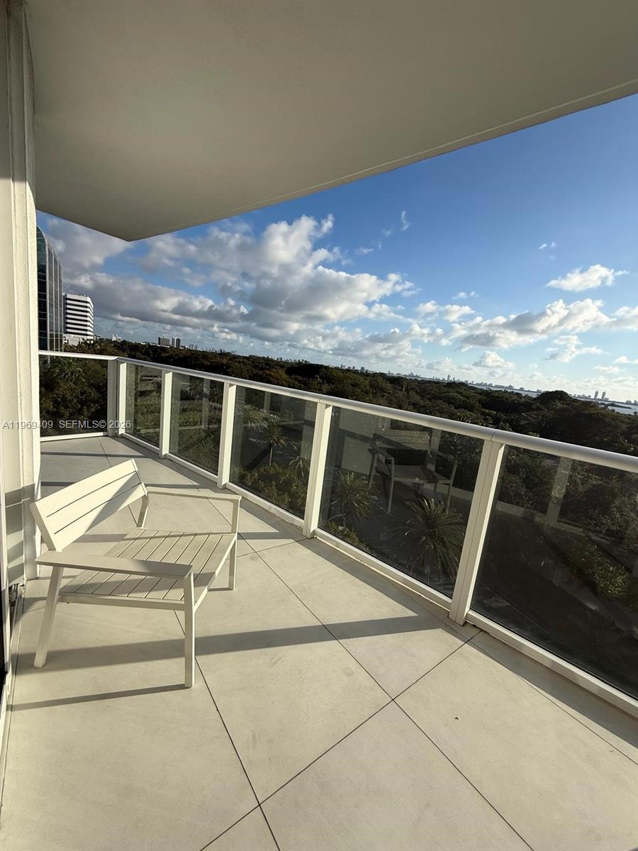 Condo for Rent in Miami, FL