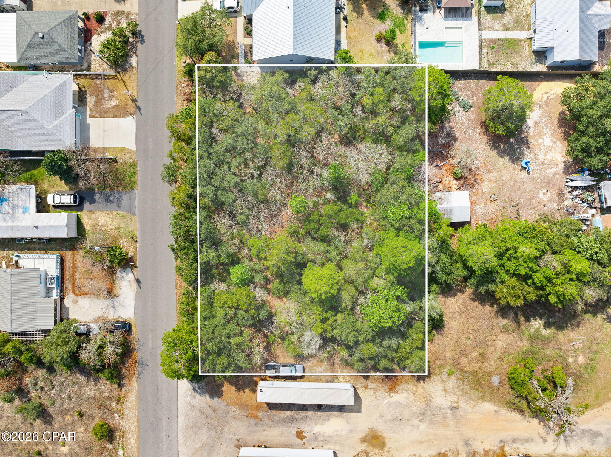 Image 3 For 325 Oleander Drive