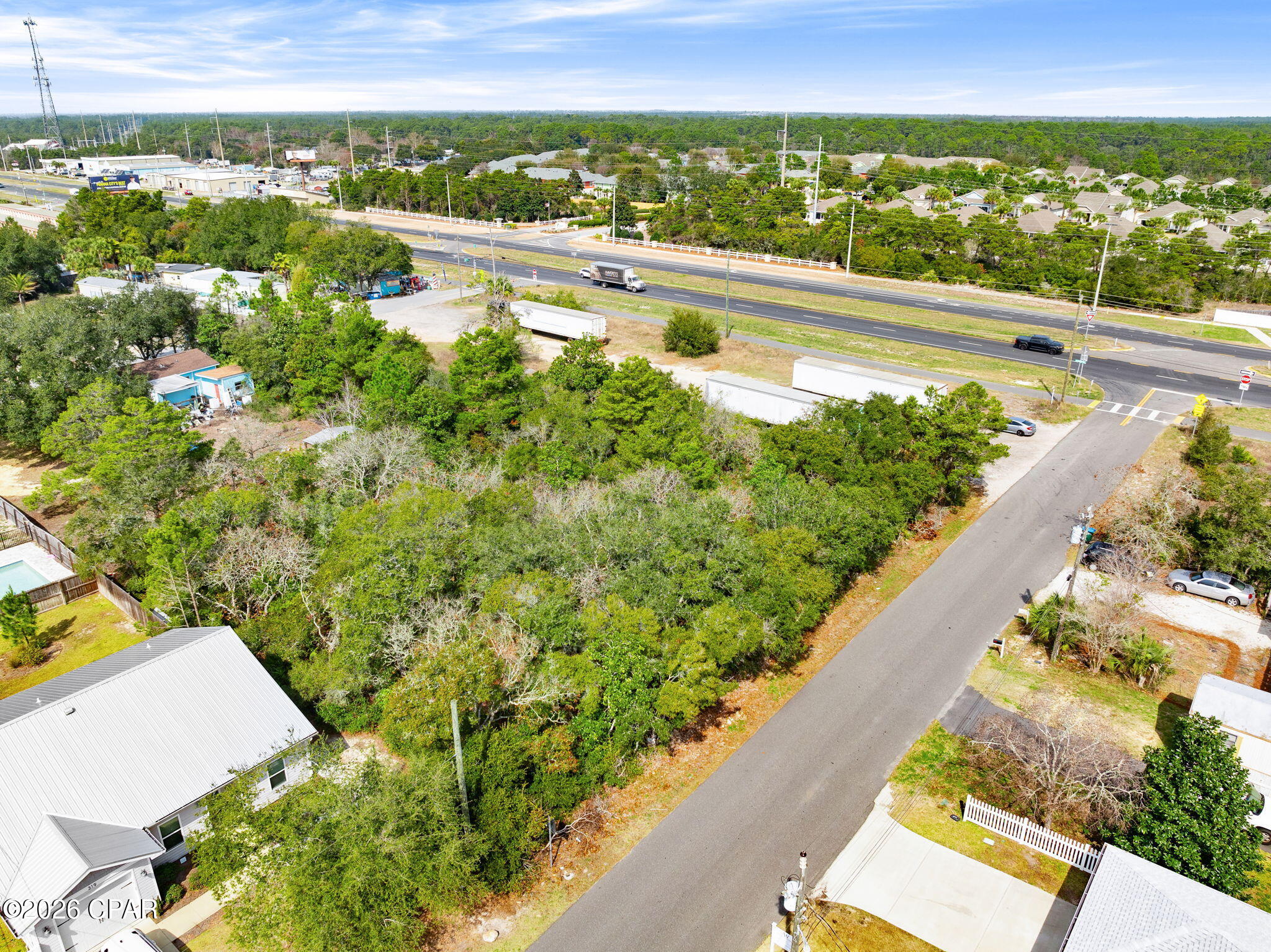 Image 8 For 325 Oleander Drive