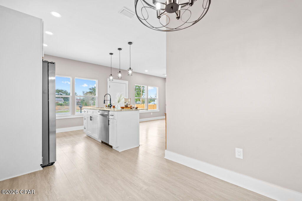 Image 14 For 927 Spring Avenue