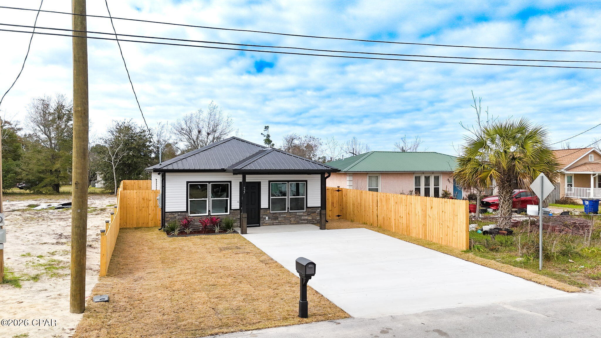 Image 31 For 927 Spring Avenue