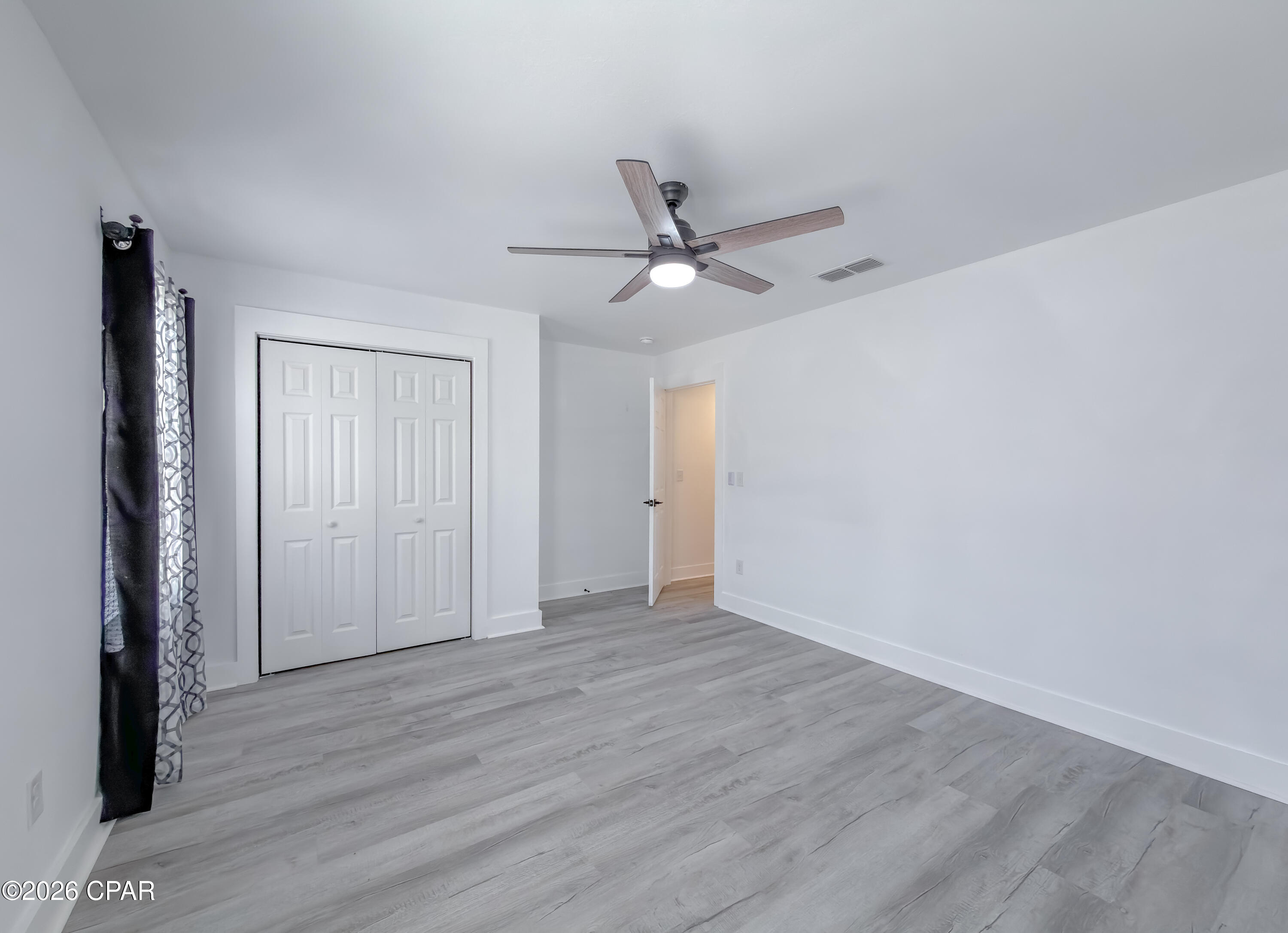 Image 20 For 15608 New Market Road