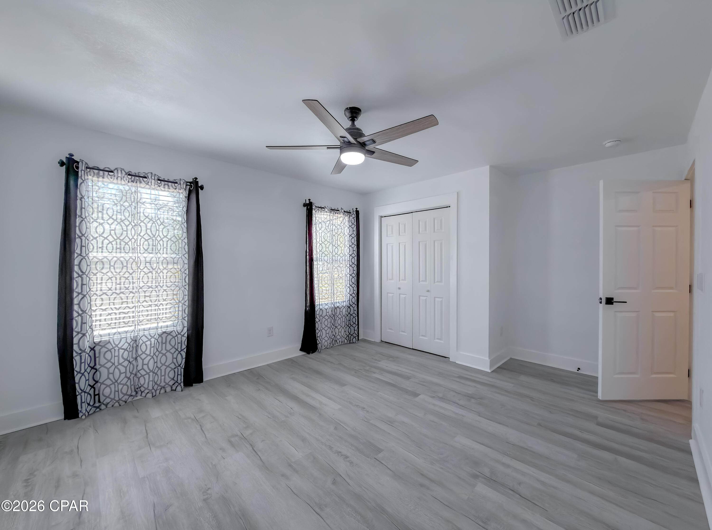 Image 21 For 15608 New Market Road