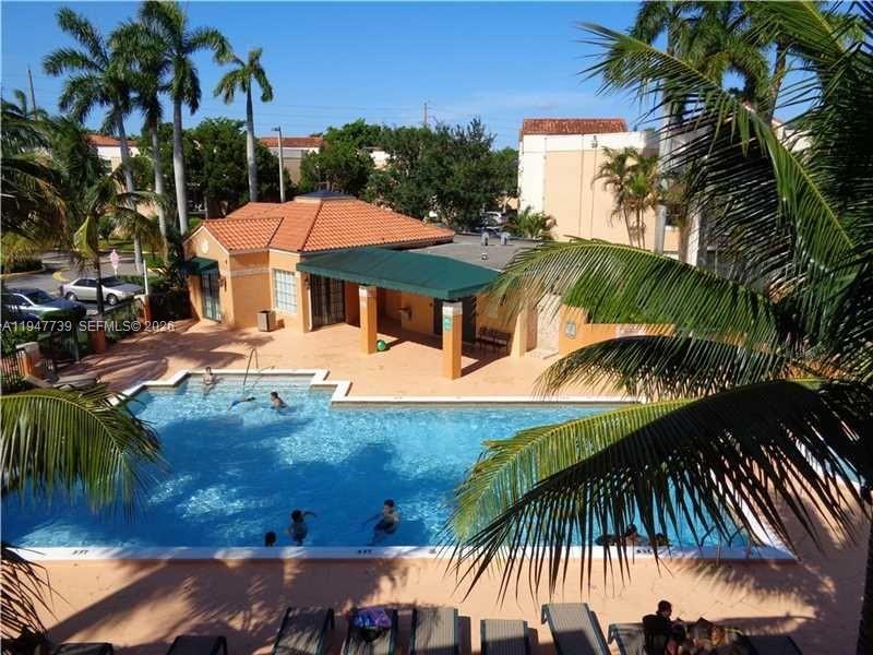 Mediterranean Villas Cond