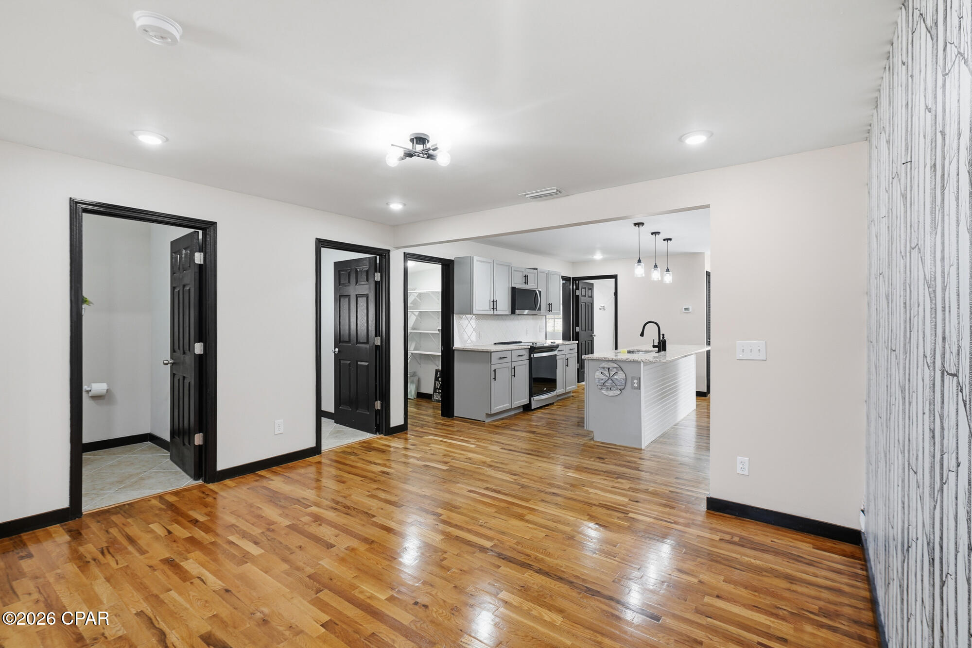 Image 11 For 1808 Chestnut Avenue