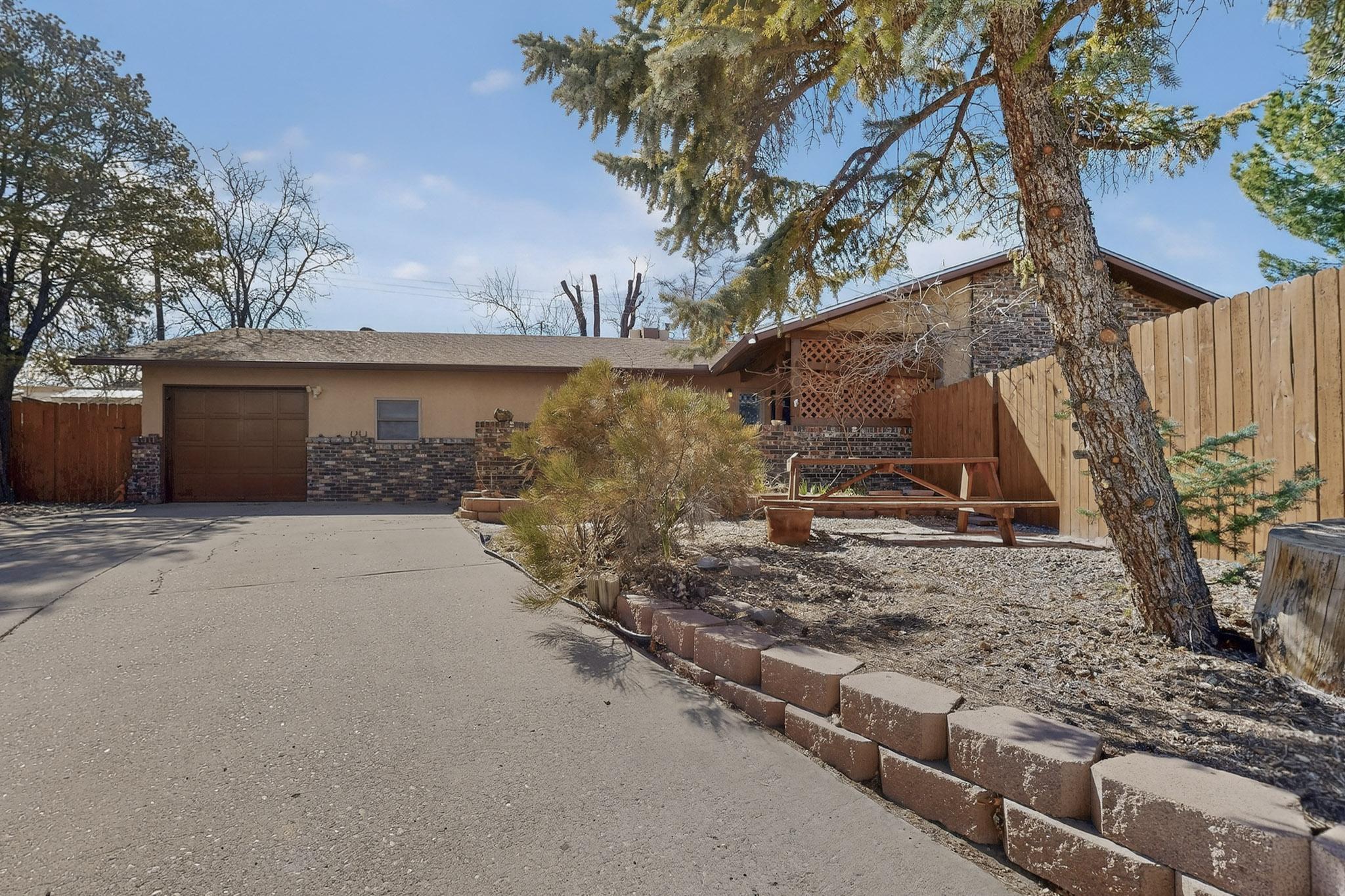 10245 Cove Court, Albuquerque NM 87114