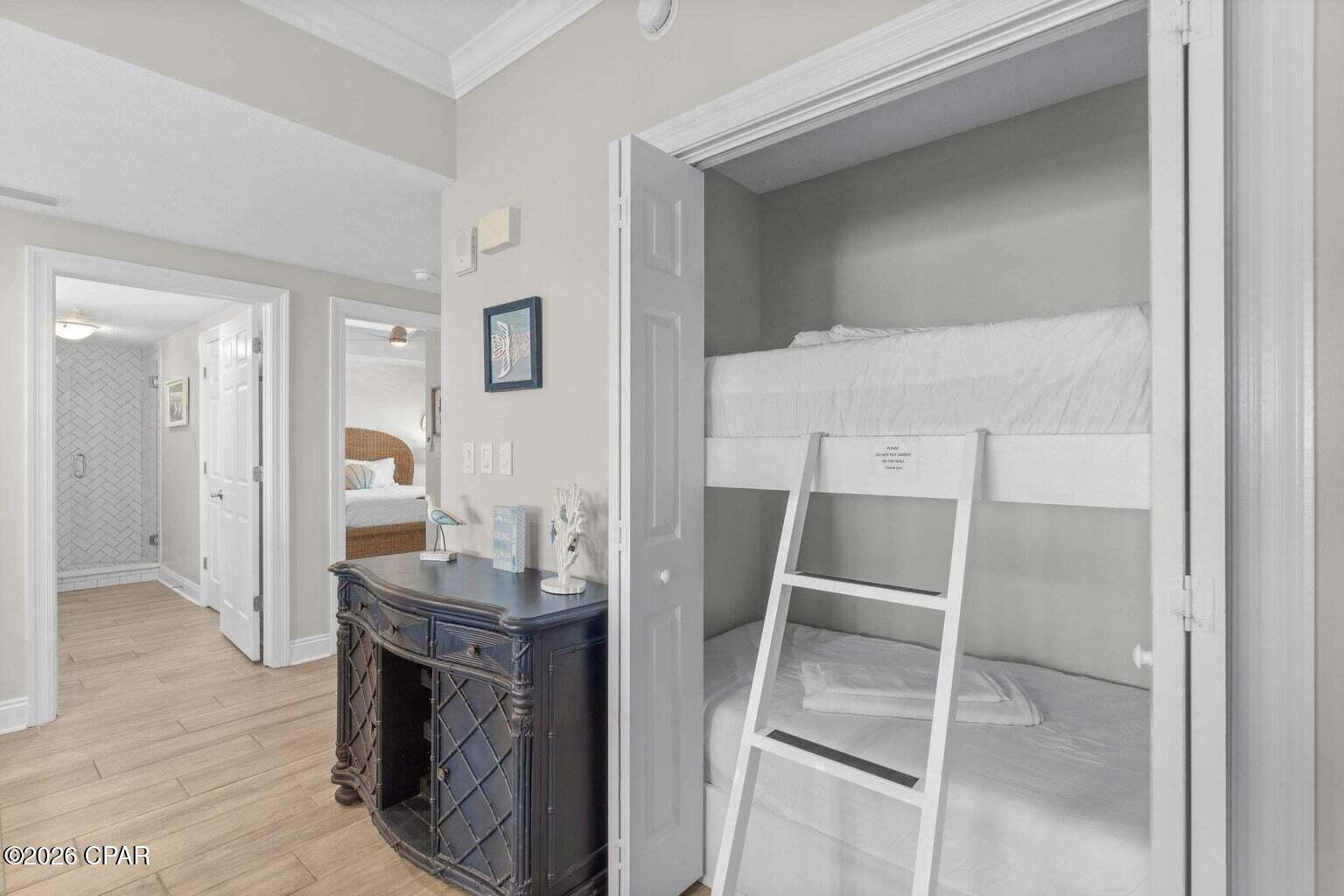 Image 10 For 5004 Thomas Drive 1811