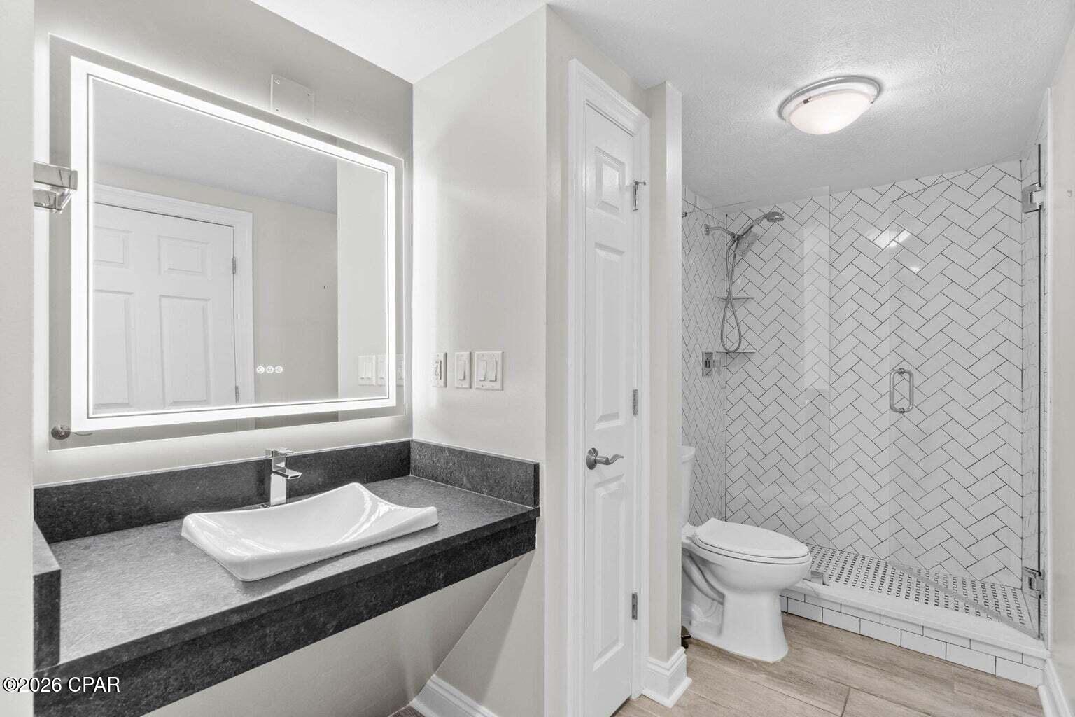 Image 22 For 5004 Thomas Drive 1811
