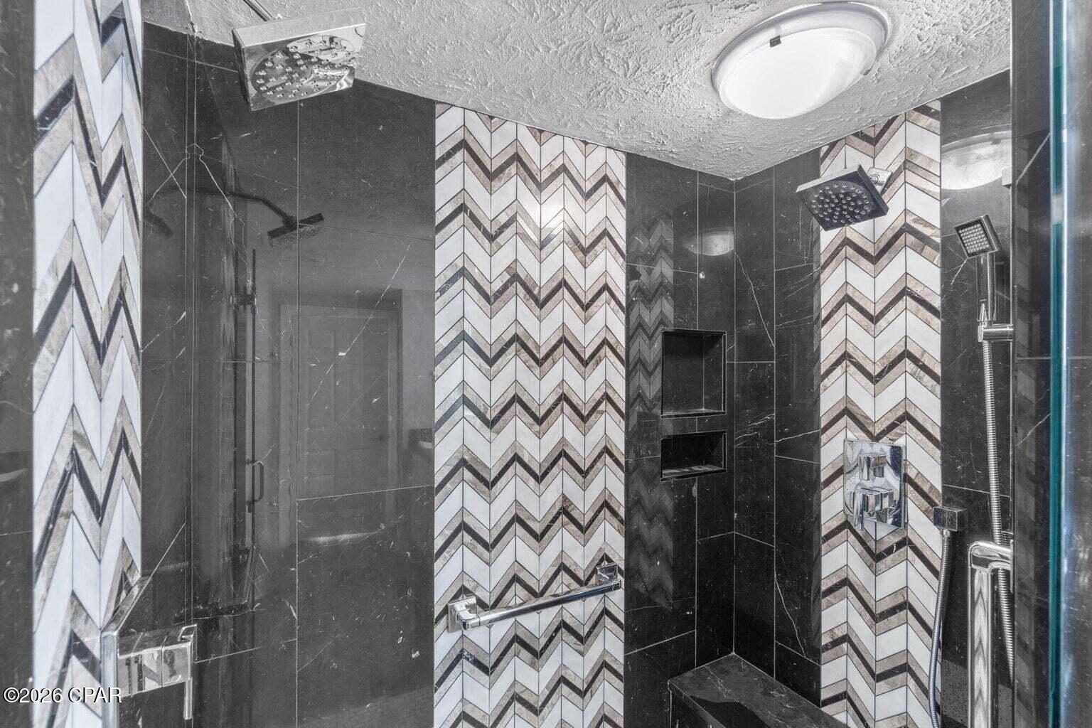 Image 30 For 5004 Thomas Drive 1811