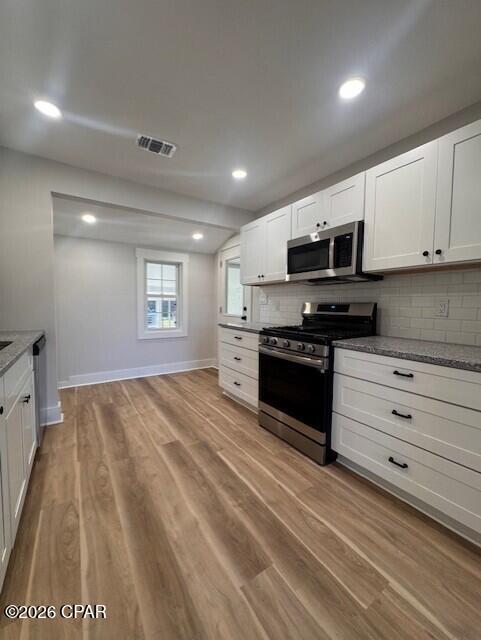 Image 16 For 111 Gayle Avenue