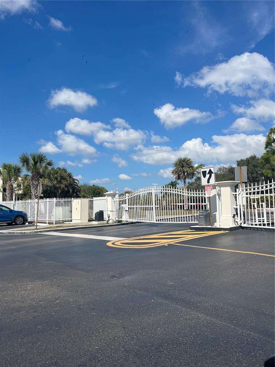 Courts Of Inverrary Phase