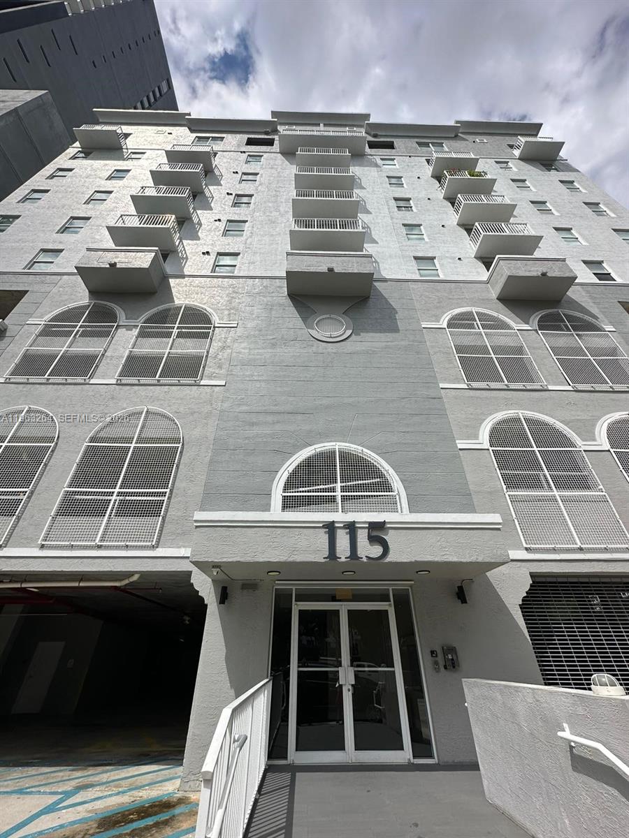 Parkview At Brickell Cond