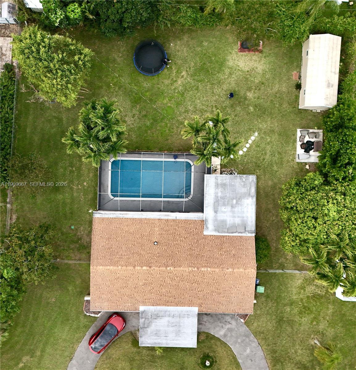 Tropico Estates