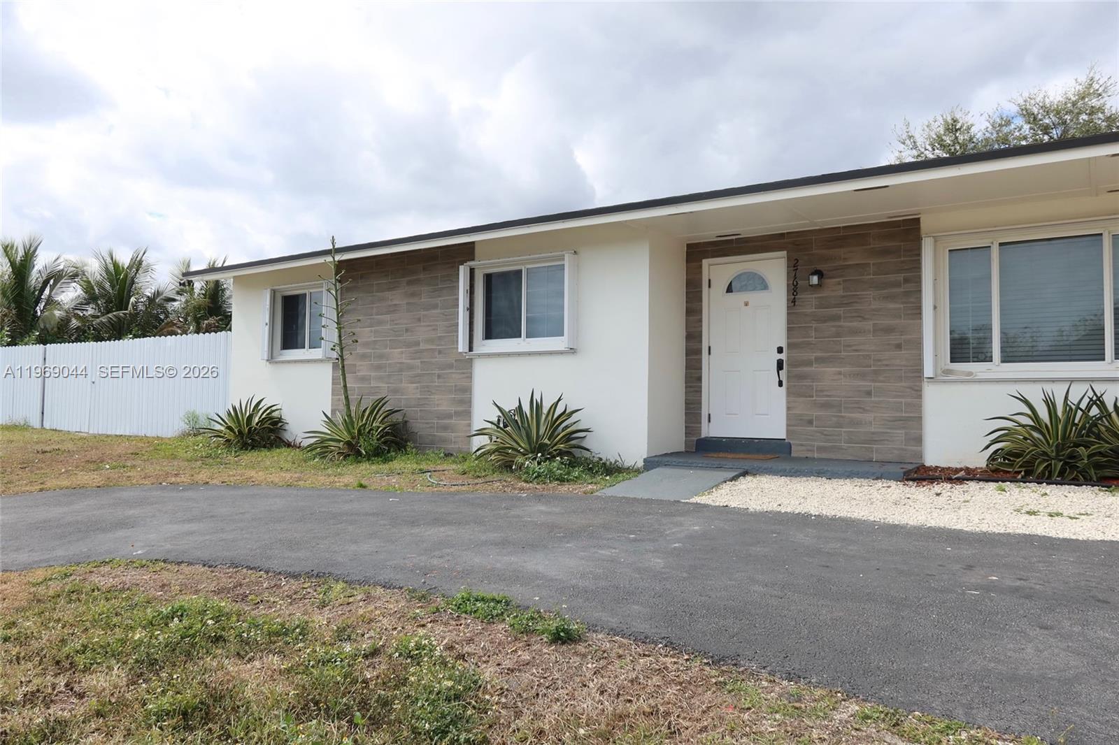 Universal Estates South A