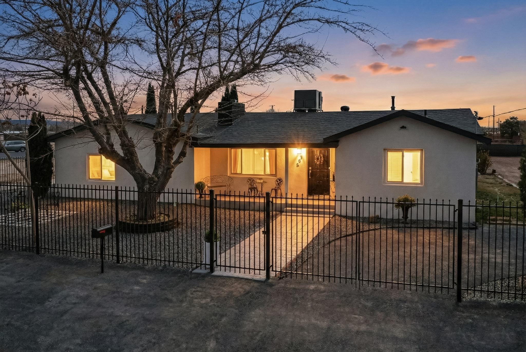 202 Wayne Road NW Albuquerque, NM 87114