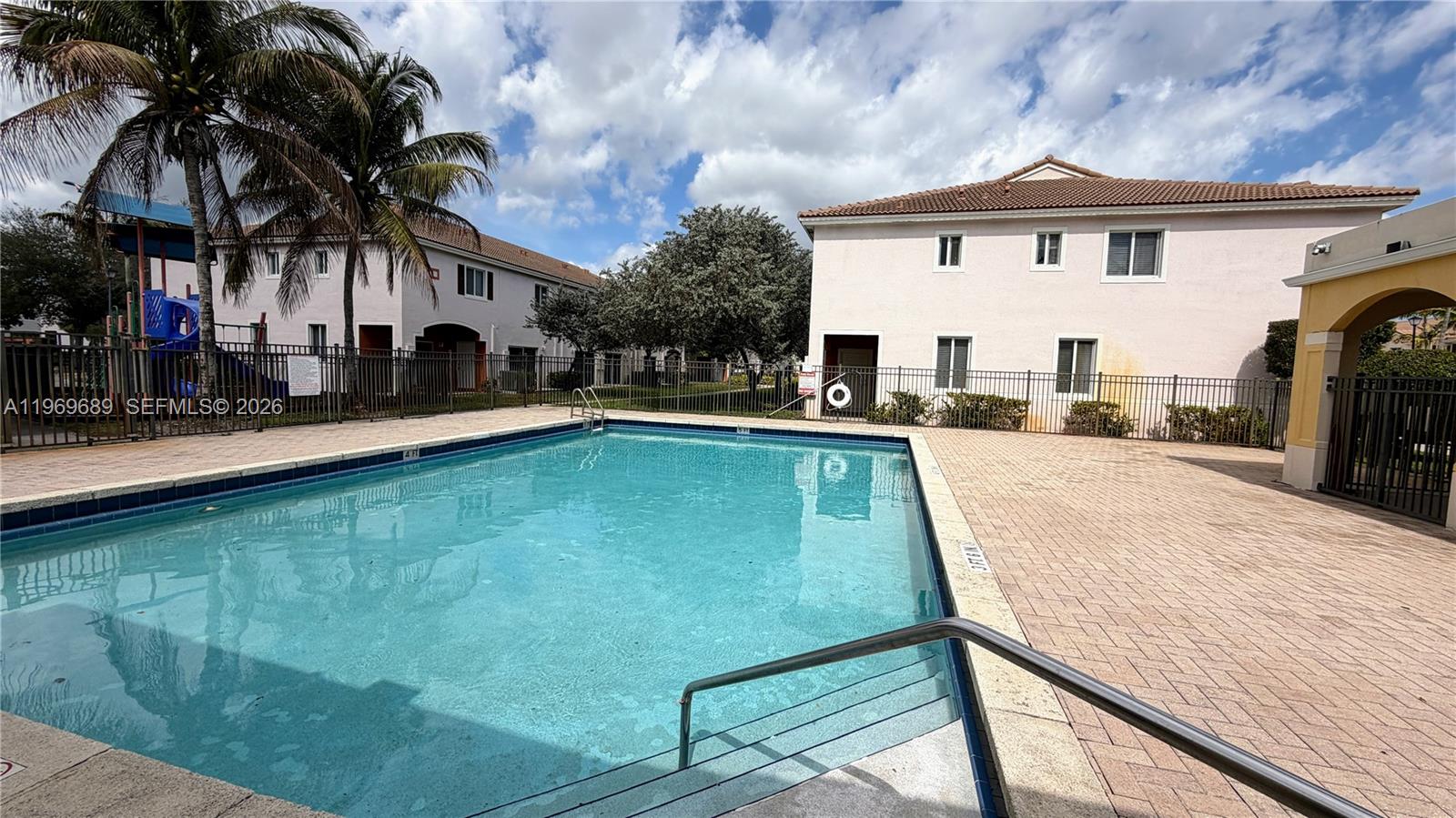 Solabella Condo